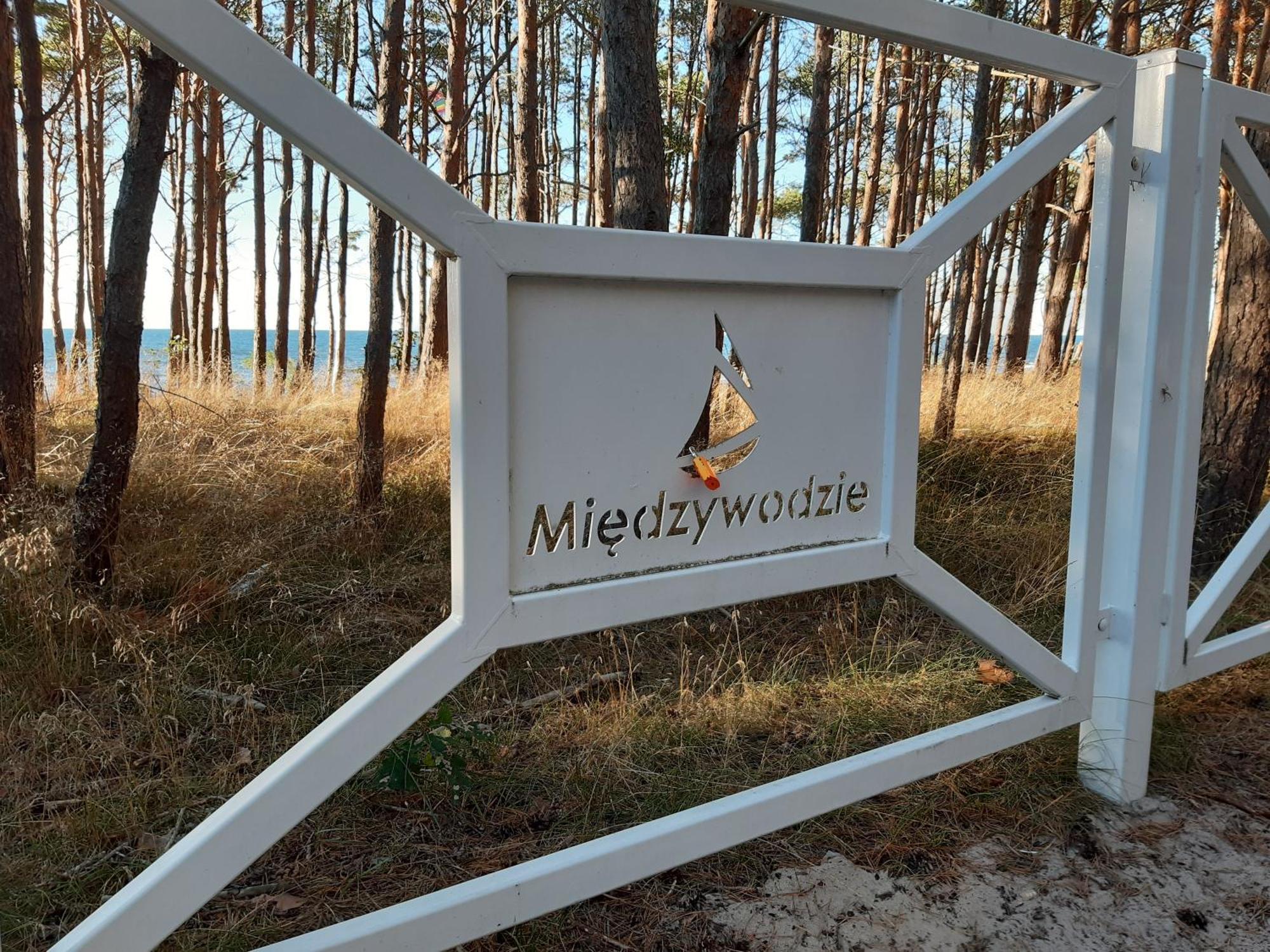 Dom Wypoczynkowy Przylesie7 Miedzywodzie Ngoại thất bức ảnh